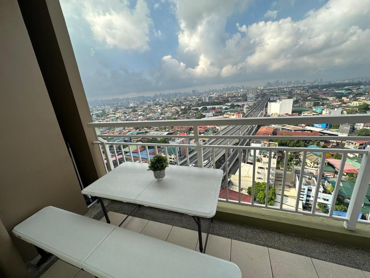 Celandine Residence In Quezon City Caloocan Exterior foto