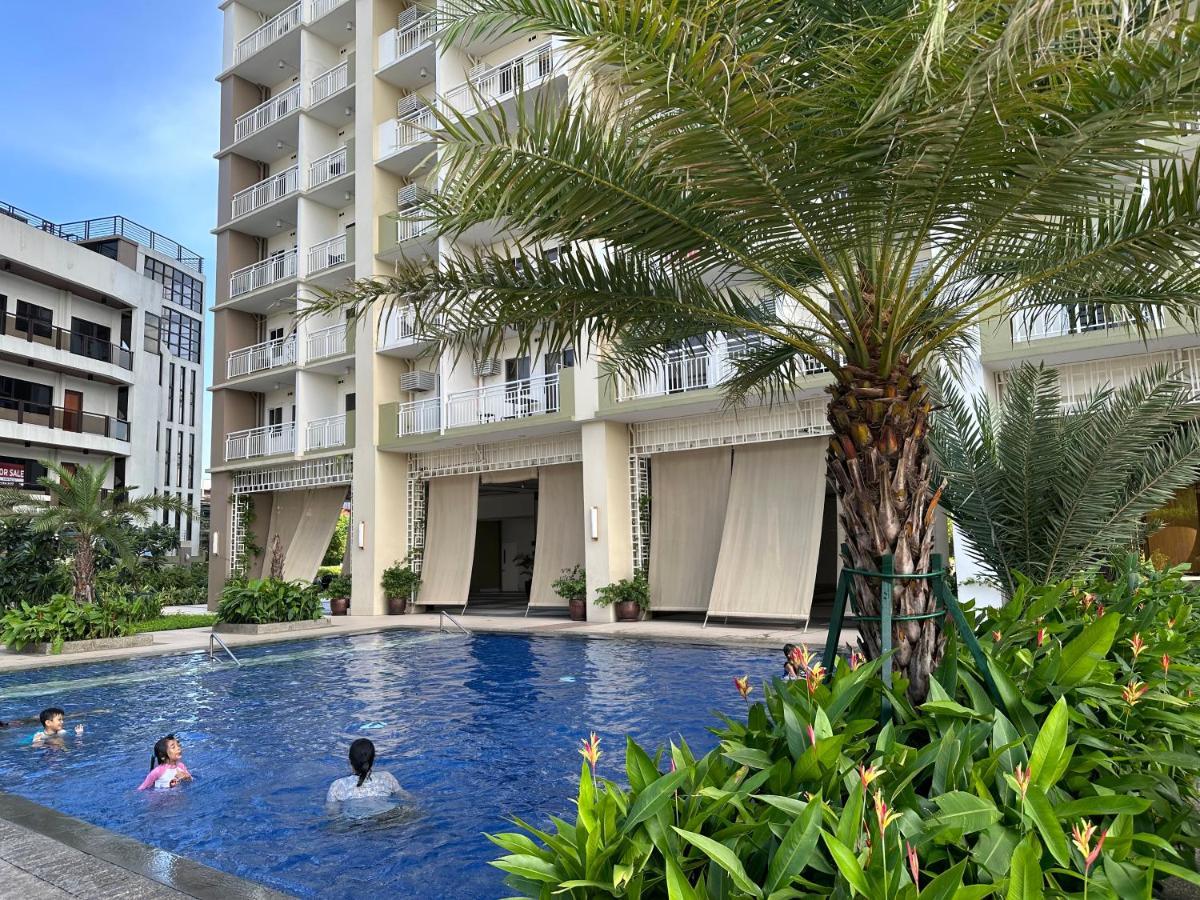 Celandine Residence In Quezon City Caloocan Exterior foto